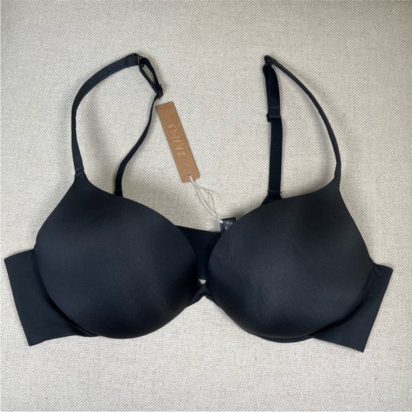 SKIMS ULTIMATE PUSH UP PLUNGE BRA NWT - Picture 3 of 5